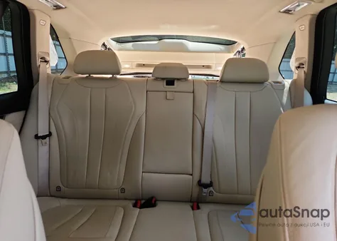 2015 BMW X5 xDrive35I z USA, uszkodzony, nr VIN 5UXKR0C57F0K71649